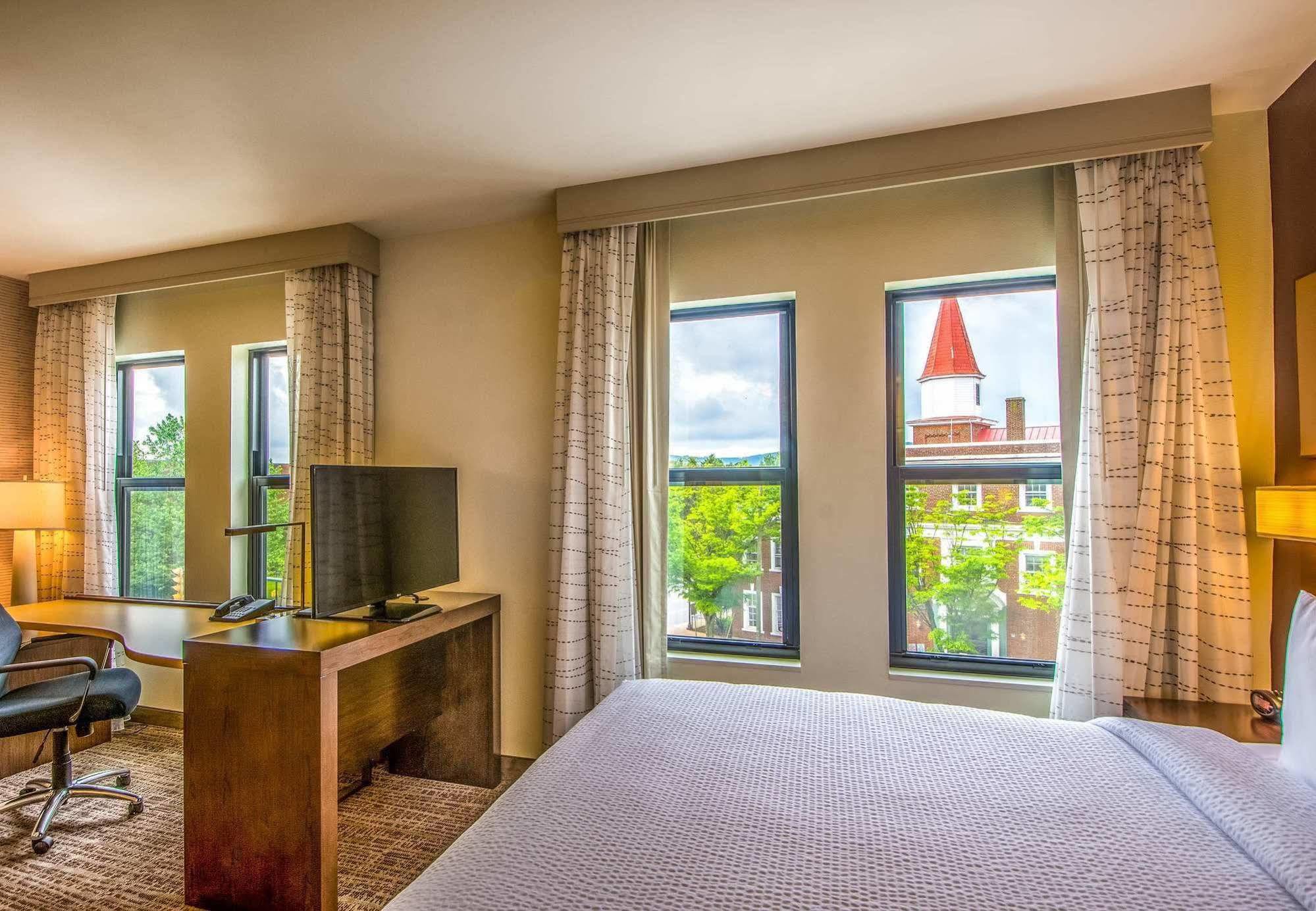 Residence Inn By Marriott Charlottesville Downtown Exteriér fotografie